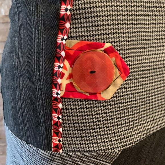 CREATION ENCORE - Black Gray A-line skirt red buttons Recycle material - Medium - Picture 3 of 6